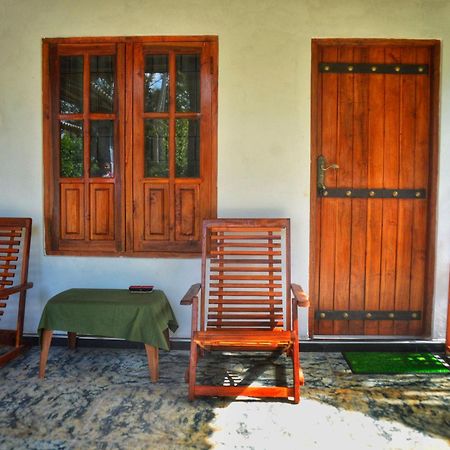 Tropical Garden Homestay Pidurangala Sigiriya Exterior photo